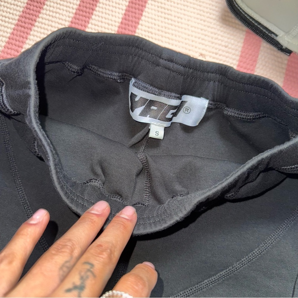 YAGI WORLD TRACKSUIT - Picture 13 of 16